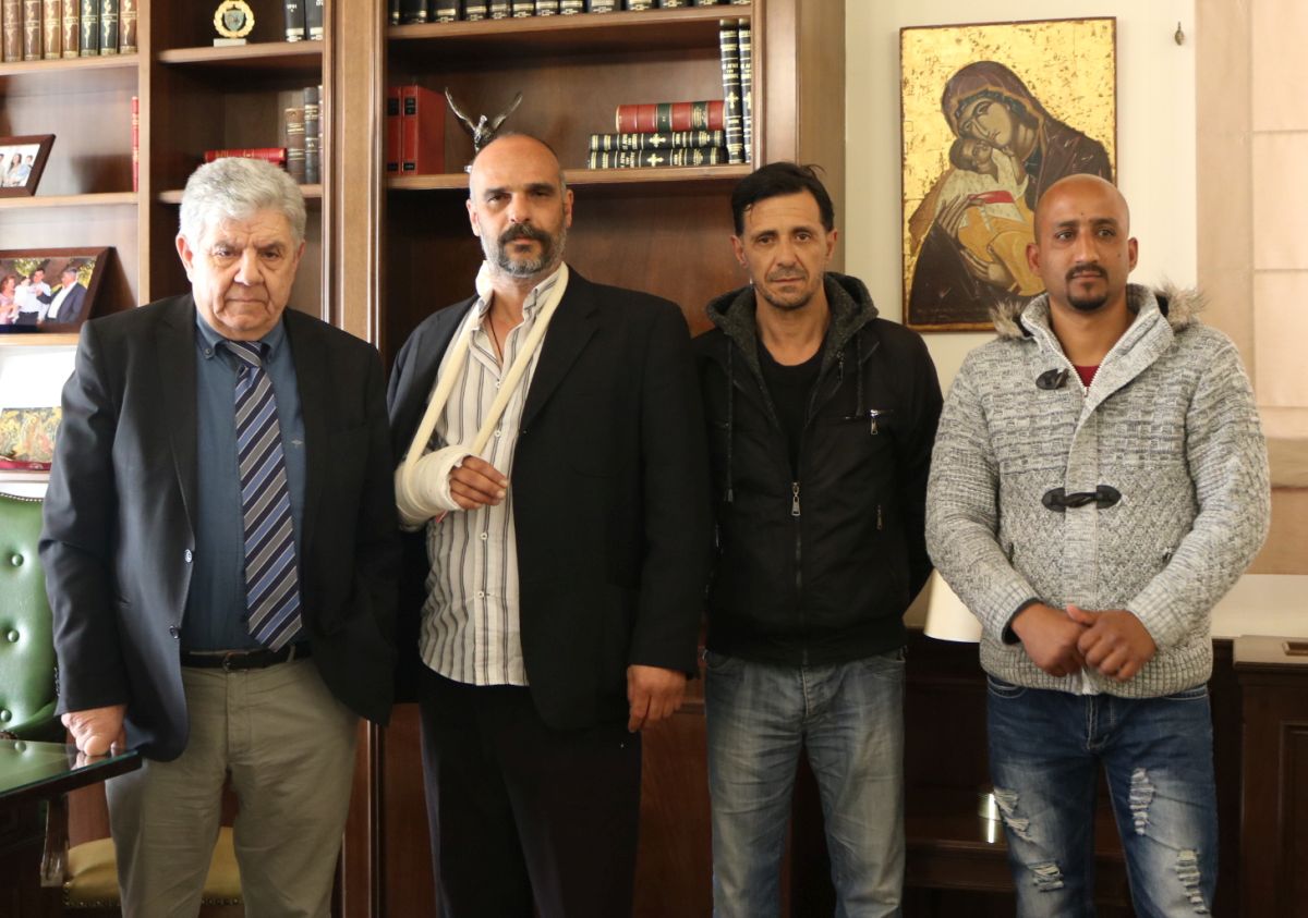 Συνάντηση Δημάρχου με εκπροσώπους του Πανελλήνιου Συλλόγου Τσιγγάνων
