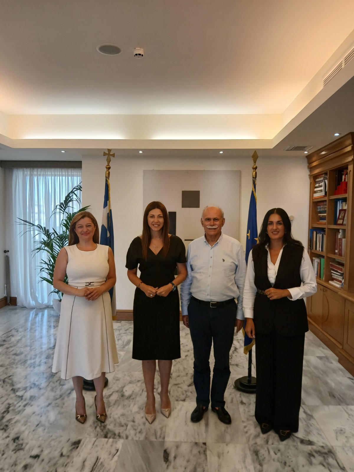 Συνάντηση του Δημάρχου Πύργου με την Υπουργό Παιδείας, αθλητισμού και θρησκευμάτων κα Σοφία Ζαχαράκη και τη Βουλευτή κα Διονυσία-Θεοδώρα Αυγερινοπούλου