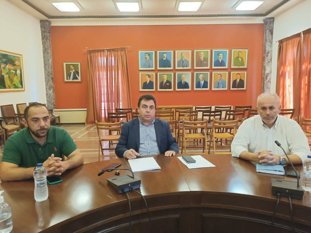 Ευρεία σύσκεψη στο Λάτσειο Δημοτικό Μέγαρο με φορείς και συλλόγους για την παραβατικότητα και το bullying 19 Ευρεία σύσκεψη στο Λάτσειο Δημοτικό Μέγαρο με φορείς και συλλόγους για την παραβατικότητα και το bullying