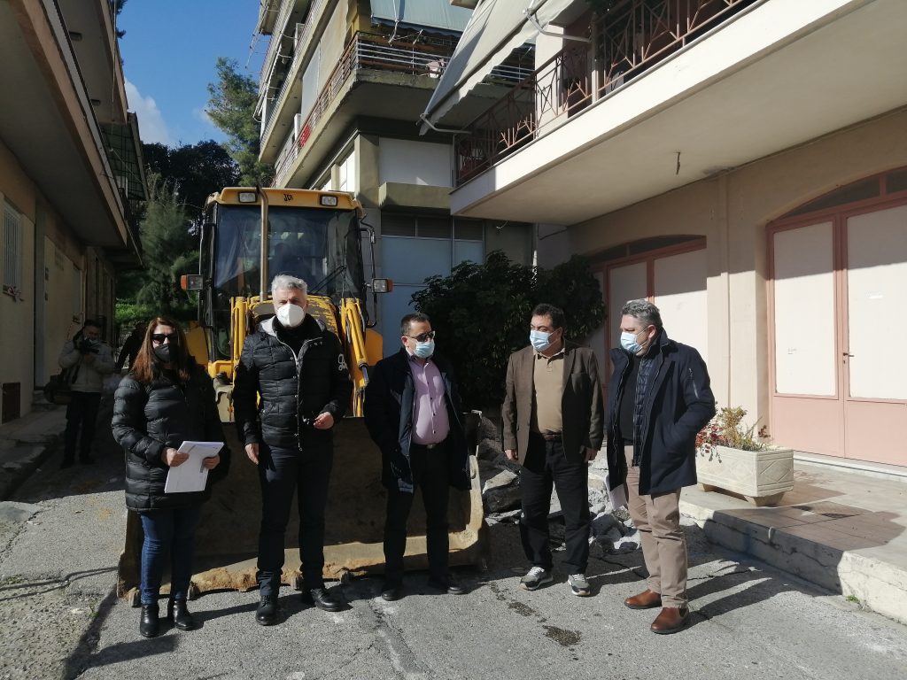 <strong>Ξεκίνησαν τα έργα αναμόρφωσης της οδού Κολοκοτρώνη και των παράπλευρων δρόμων</strong>