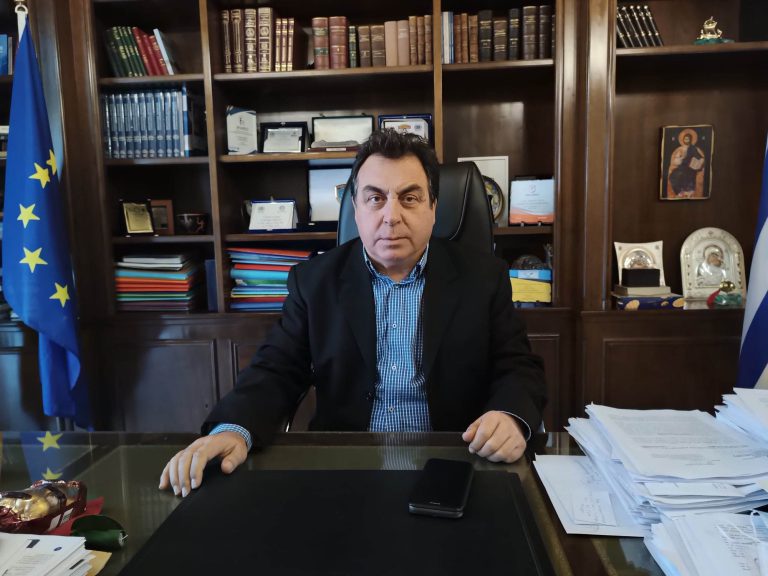 <strong>Μήνυμα Δημάρχου Πύργου Παναγιώτη Αντωνακόπουλου για τη νέα χρονιά</strong>