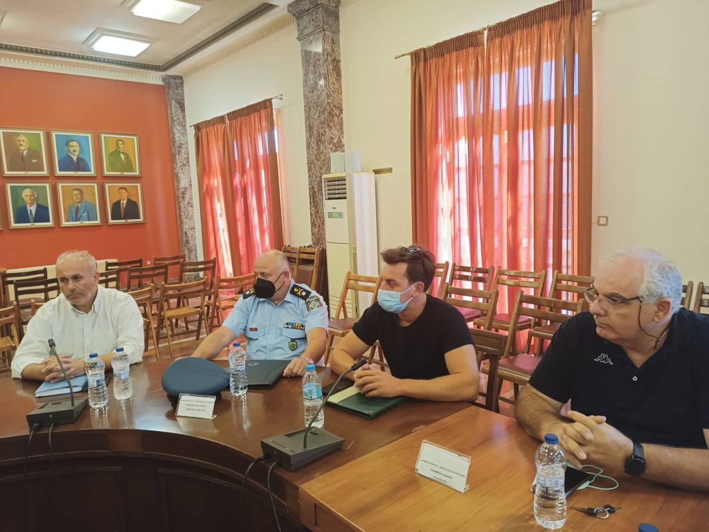 Ευρεία σύσκεψη στο Λάτσειο Δημοτικό Μέγαρο με φορείς και συλλόγους για την παραβατικότητα και το bullying 21 Ευρεία σύσκεψη στο Λάτσειο Δημοτικό Μέγαρο με φορείς και συλλόγους για την παραβατικότητα και το bullying