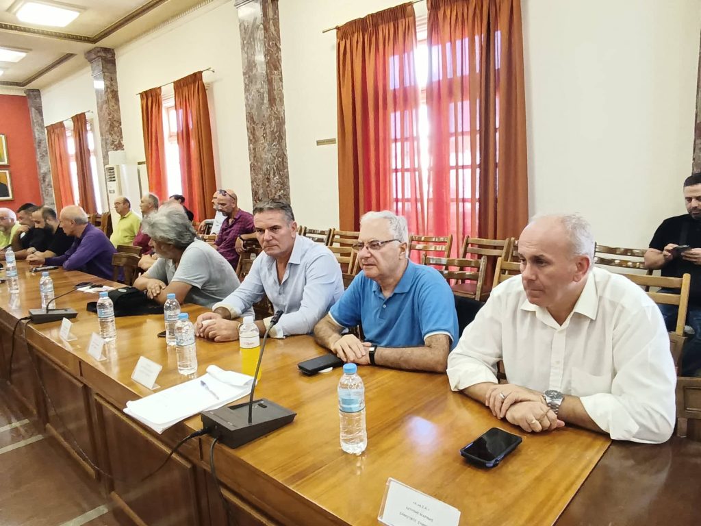 Σύσσωμος ο Πύργος απαιτεί ΑΜΕΣΕΣ λύσεις για το Νοσοκομείο  