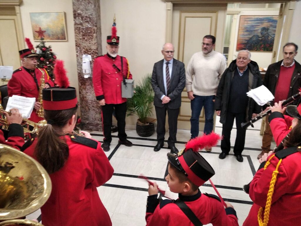 Ευχές και κάλαντα….