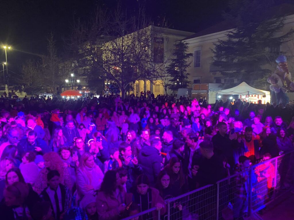 Πλήθος κόσμου στην έναρξη του Πυργιώτικου Καρναβαλιού