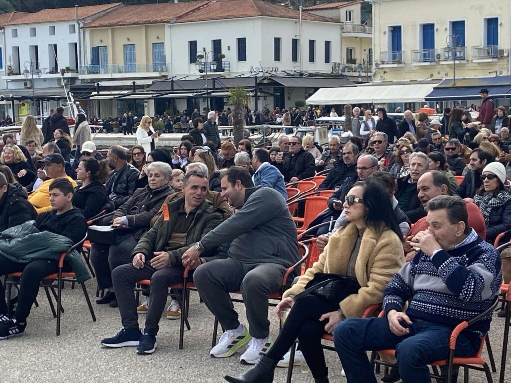 Πλήθος κόσμου στο Κατάκολο για τα Κούλουμα