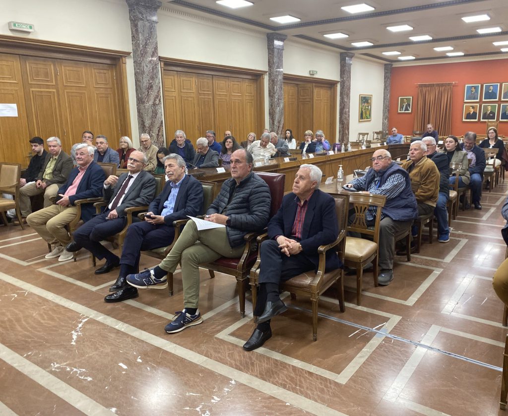Κων. Κάππας: «Δεν κινδυνεύουμε από τις κεραίες κινητής τηλεφωνίας» 10 Κων. Κάππας: «Δεν κινδυνεύουμε από τις κεραίες κινητής τηλεφωνίας»