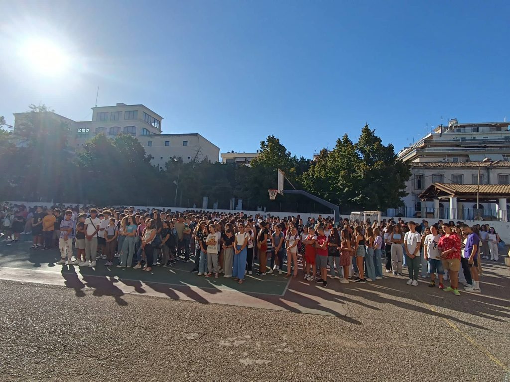 Σε Αγιασμούς σχολείων ο δήμαρχος Πύργου Παναγιώτης Αντωνακόπουλος