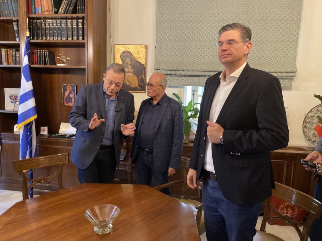 Υποχρηματοδότηση, υποστελέχωση υπηρεσιών του Δήμου και έλλειψη υποδομών στο επίκεντρο της συνάντησης. 15 Υποχρηματοδότηση, υποστελέχωση υπηρεσιών του Δήμου και έλλειψη υποδομών στο επίκεντρο της συνάντησης.