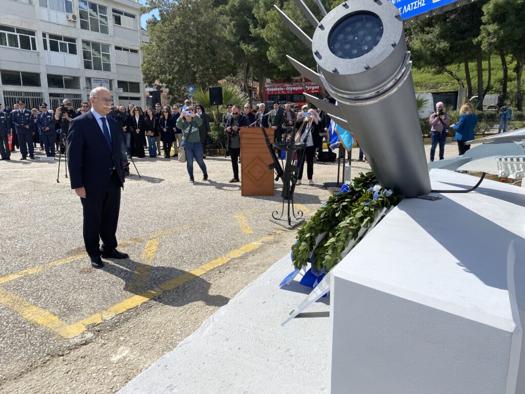 Ο Δήμος Πύργου τίμησε τους πεσόντες πιλότους στο Κατάκολο 20 Ο Δήμος Πύργου τίμησε τους πεσόντες πιλότους στο Κατάκολο