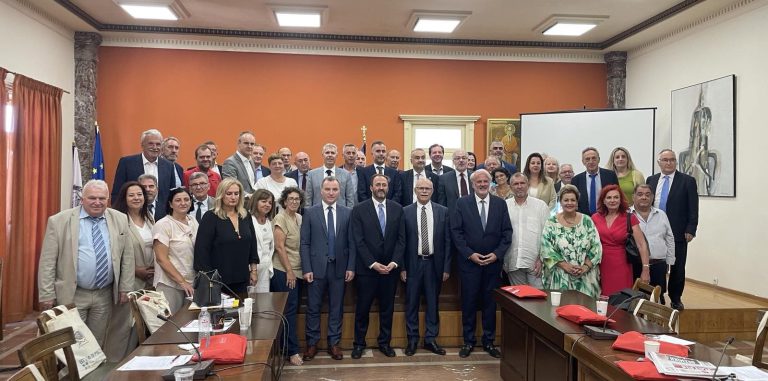 Ολοκληρώθηκε με επιτυχία η 2η μέρα της Ολομέλειας των Προέδρων των Δικηγορικών Συλλόγων Ηλείας στο Λάτσειο Δημοτικό Μέγαρο