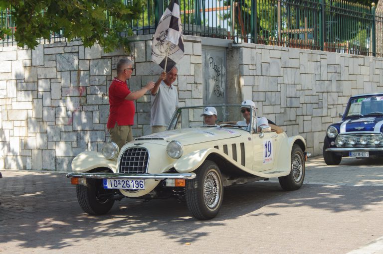 Με επιτυχία η εκδήλωση Heritage Classic Cup - Summer Edition για κλασσικά οχήματα