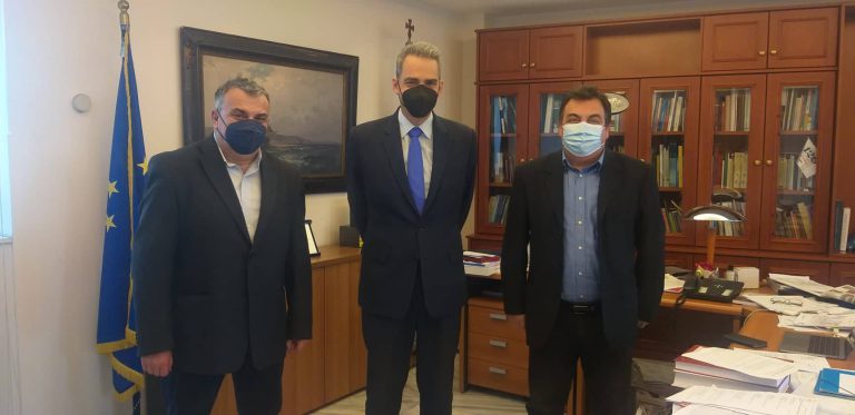 Συνάντηση Δημάρχου Πύργου με τον υφυπουργό Παιδείας Άγγελο Συρίγο