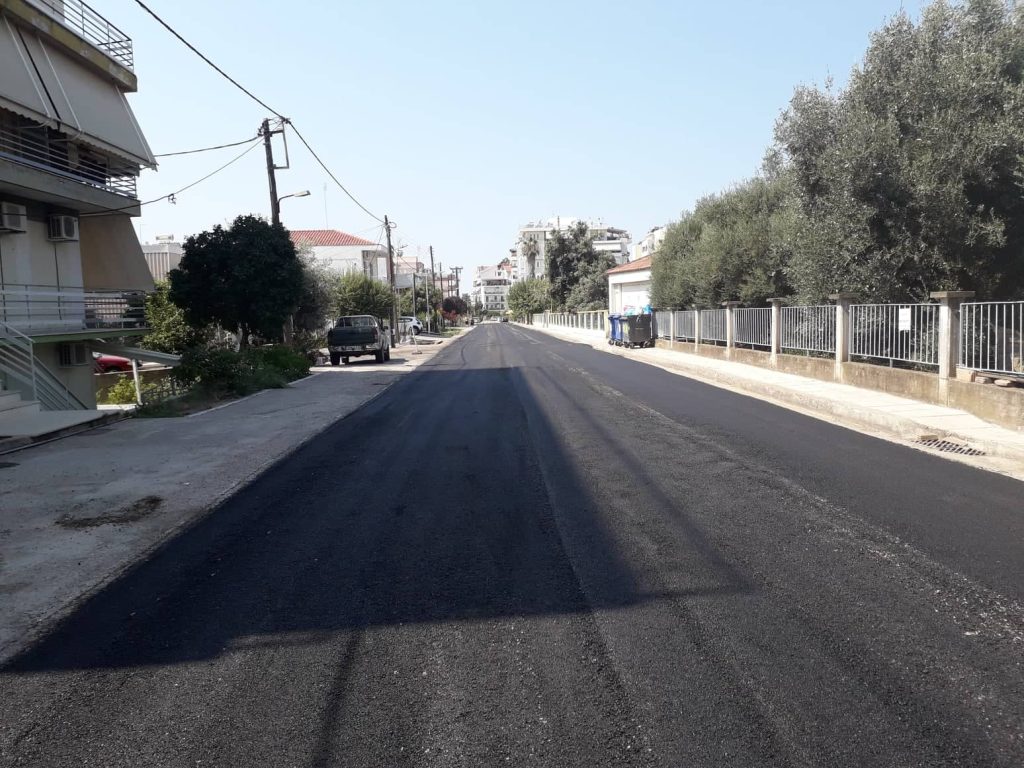 Με ασφαλτοστρώσεις δρόμων στον Πύργο ξεκίνησε το μεγάλο έργο του 1.400.000 ευρώ 13 Με ασφαλτοστρώσεις δρόμων στον Πύργο ξεκίνησε το μεγάλο έργο του 1.400.000 ευρώ