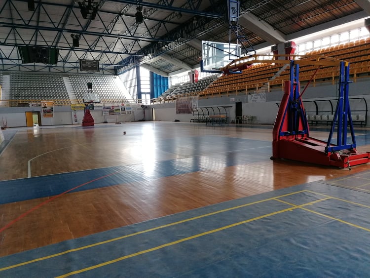 Διευκρινίσεις για την αποκατάσταση φθορών στο Κλειστό Γυμναστήριο Πύργου