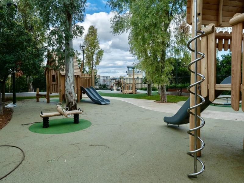 Δήμος Πύργου: Σύμβαση για τις παιδικές χαρές σε Επαρχείο