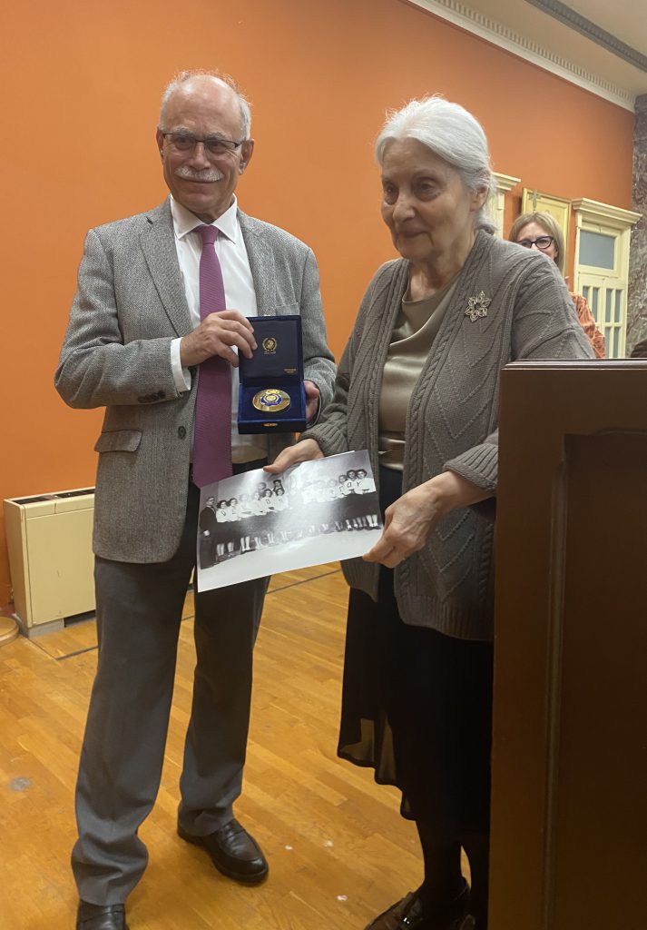 «Άρωμα Σταφίδας και άλλες νοσταλγικές ιστορίες»: Ταξίδι στον Πύργο του χθες