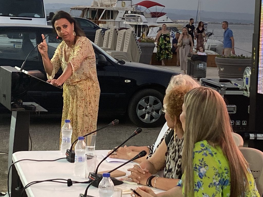 Με επιτυχία η εκδήλωση για το «Εγώ το Θηρίο» και τη «Φωτιά της Ειρήνης» στο Κατάκολο
