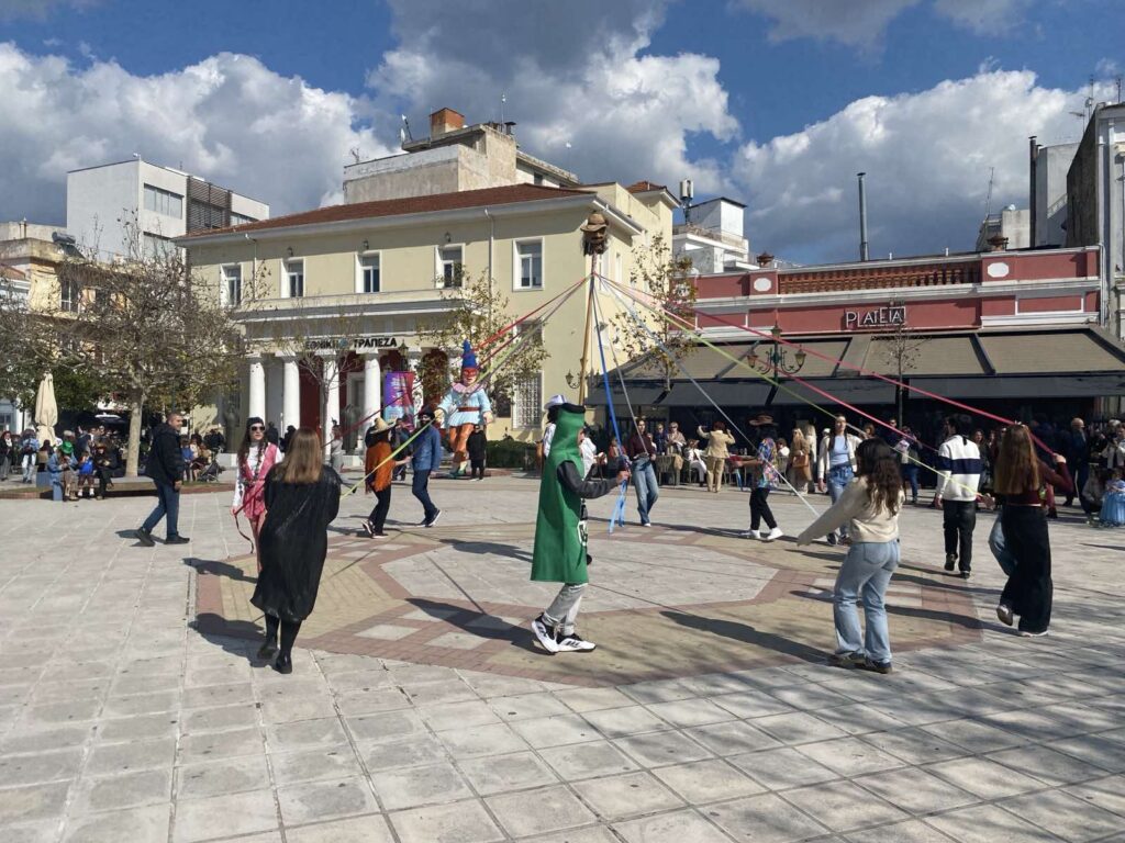 Μουσική Περατζάδα και Γαϊτανάκι κέρδισαν το ενδιαφέρον του κόσμου