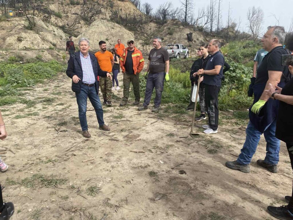 Χανάκια: 1.000 νέα δέντρα για ένα πράσινο μέλλον 32 Χανάκια: 1.000 νέα δέντρα για ένα πράσινο μέλλον
