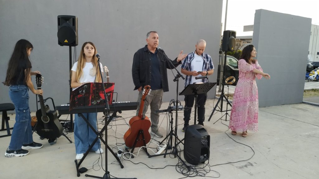 Στέκι έκφρασης και δημιουργίας «το θεατράκι» στην Αγία Βαρβάρα