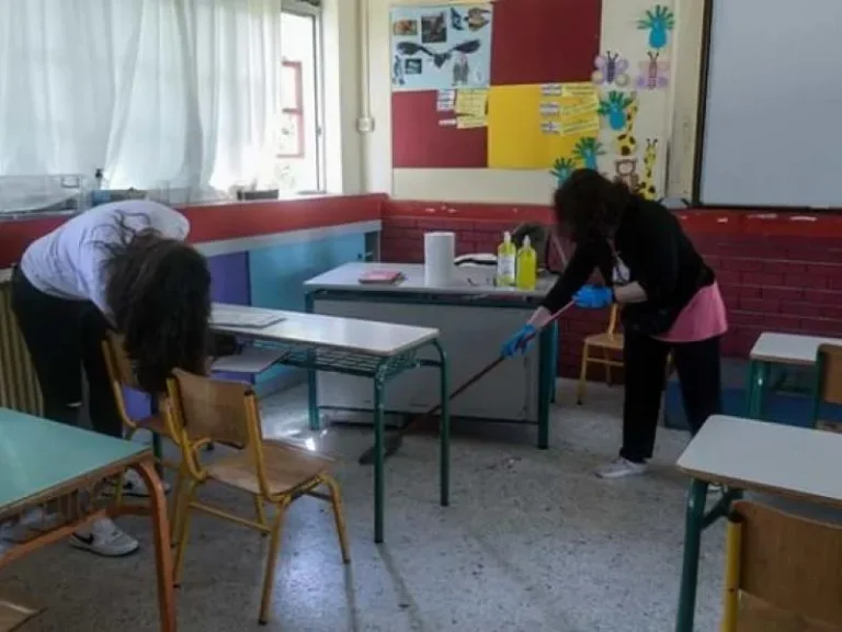 kathariotita_sholeion_katharistries-1